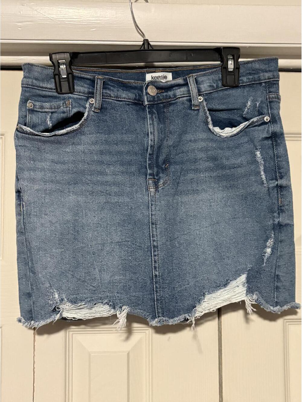 Kensie Distressed Denim Mini Skirt Y2K Raw Hem Festival Grunge Streetwear